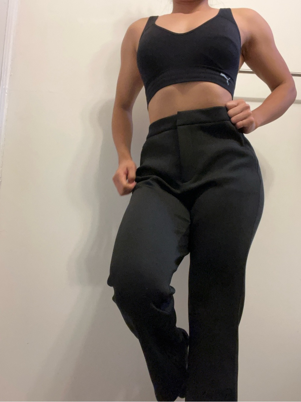 S26 Good American Pants